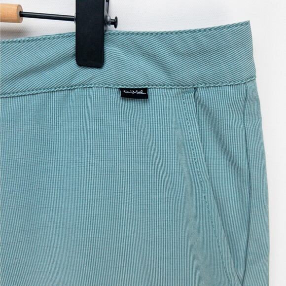 TravisMathew Golf Shorts Men’s 38 Blue-Green Stretch Moisture-Wicking Summer - Picture 4 of 12